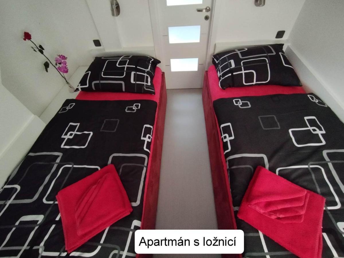 Dum Tamara Апартаменти